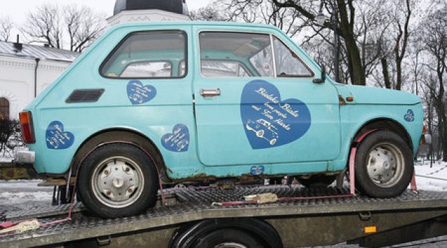 Така изглежда колата на Ханкс, която ще бъде реставрирана и изпратена в Щатите.