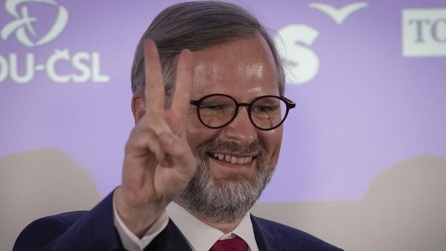 Петер Фиала. Сн. АР