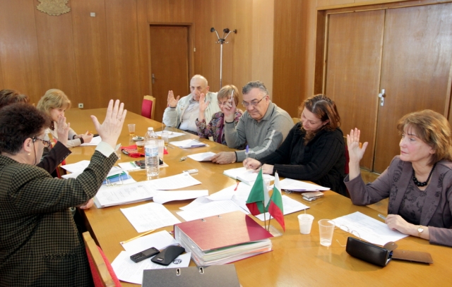 Експертната комисия за определяне на наградите в сферата на образованието