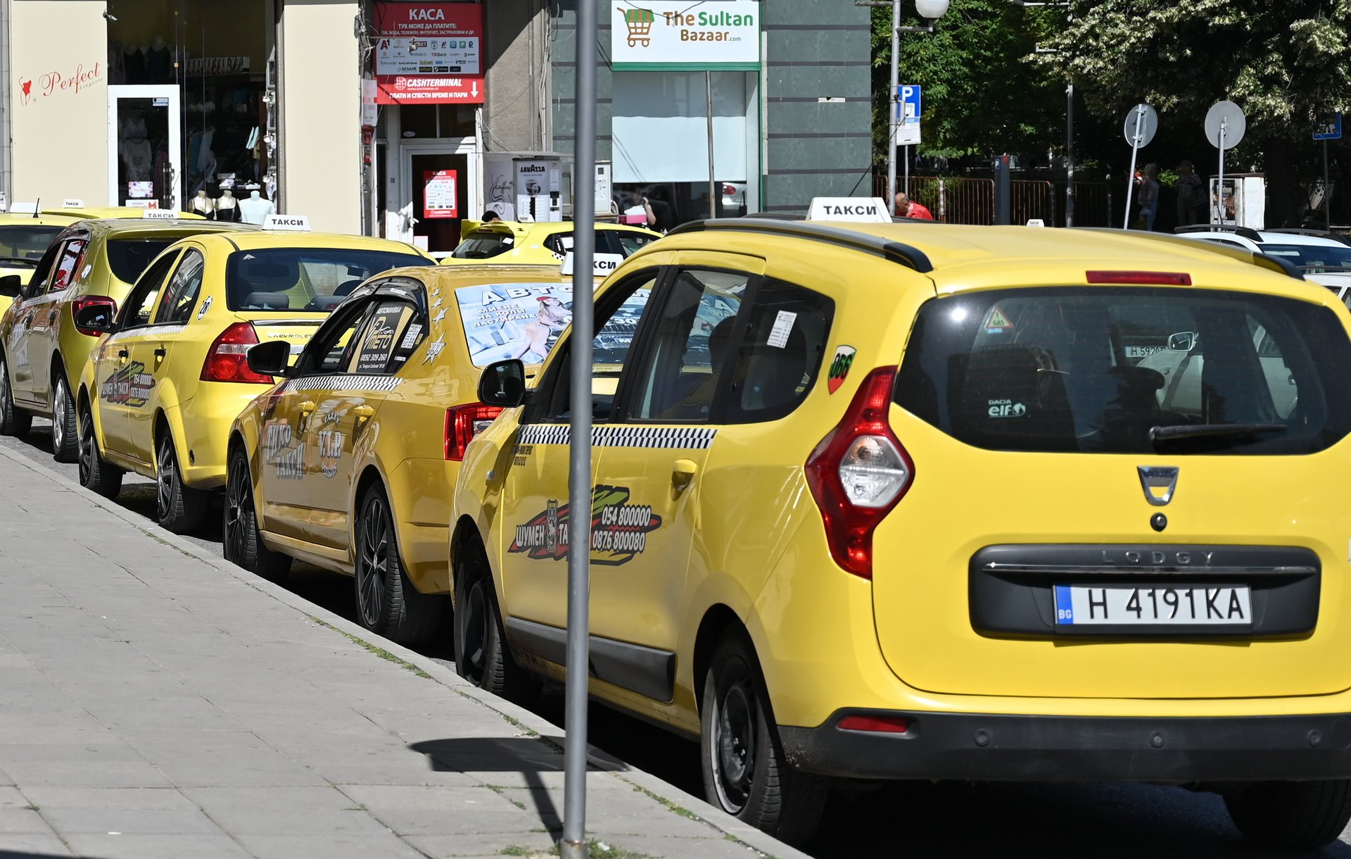Общинският съвет отказа да увеличи минималната цена за таксиметров превоз в Шумен