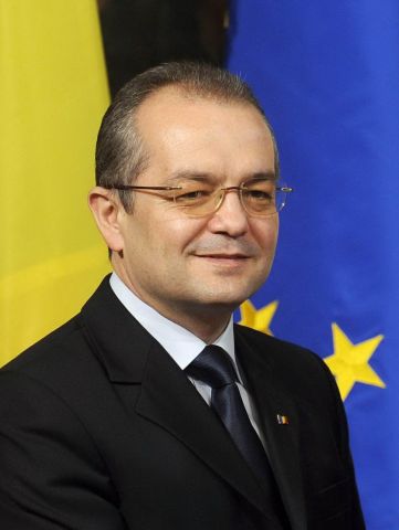Премиерът Емил Бок