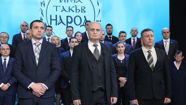 Николай Радулов (в центъра) беше посочен като водещ експерт в сектора по вътрешна сигурност заедно с бившия офицер от НСО Светлин Стоянов и експертът по сигурност Николай Бойчев.© Скрийншот