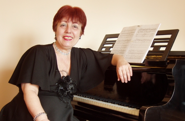 Джени Петрова