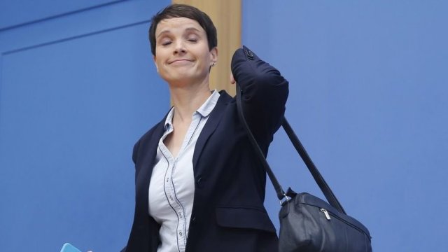 Сн. Ройтерс