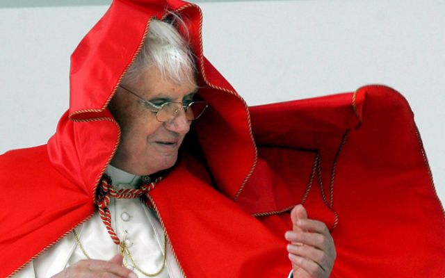 Папа Бенедикт XVI, Сн.: БГНЕС