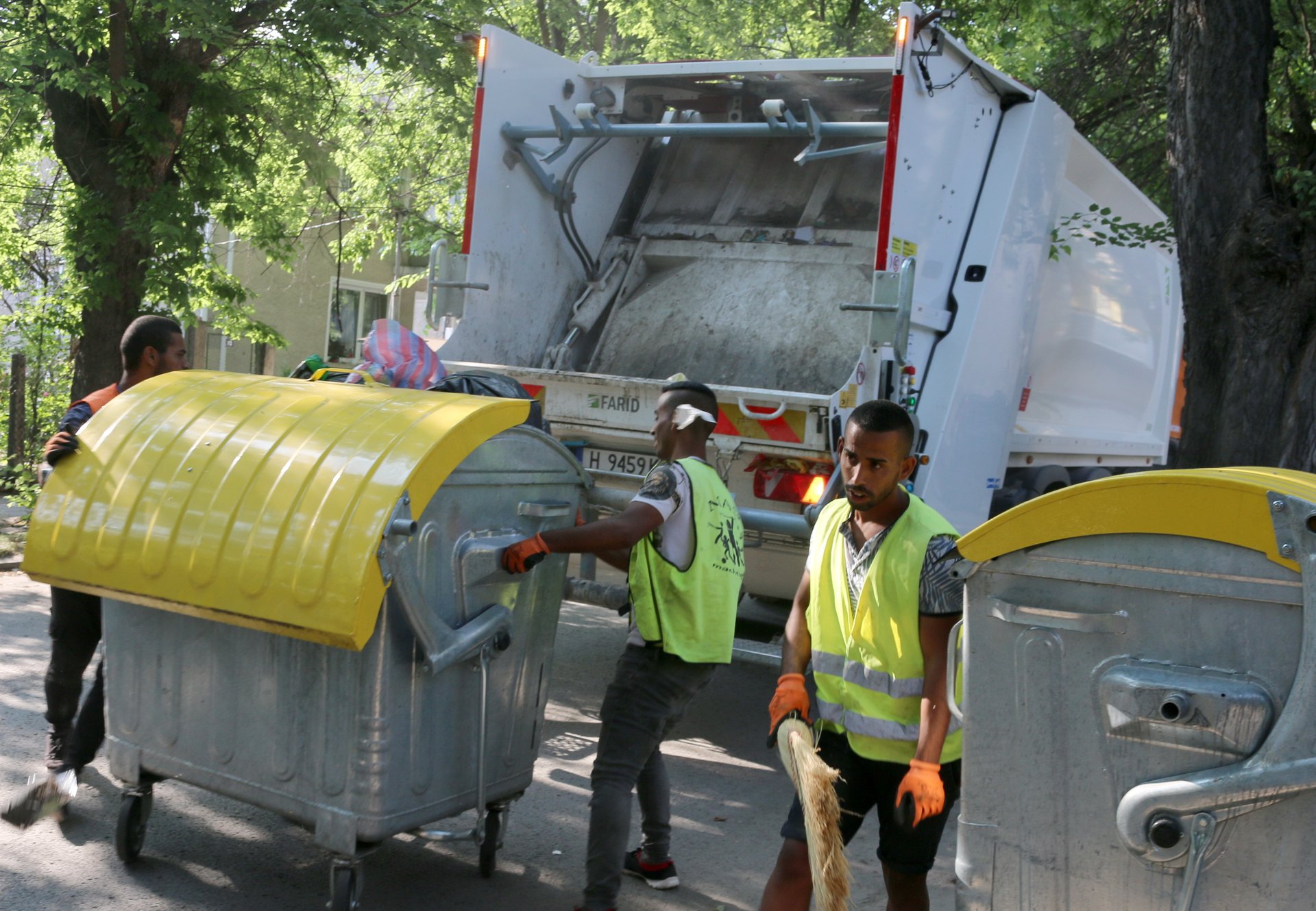 Община Шумен подписва нов тригодишен договор за боклука