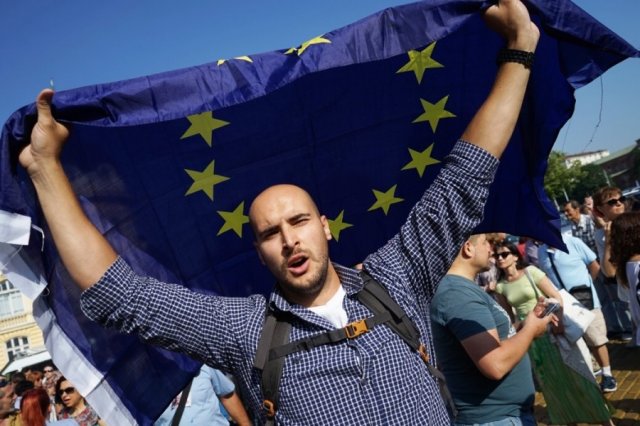 "Демократична България" протестира срещу АЕЦ "Белене". Снимки Веселин Боришев