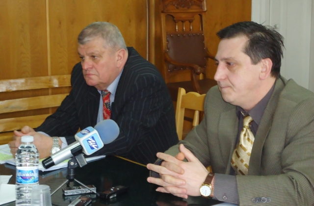 Диан Долапчиев и Орлин Куздов /вдясно/