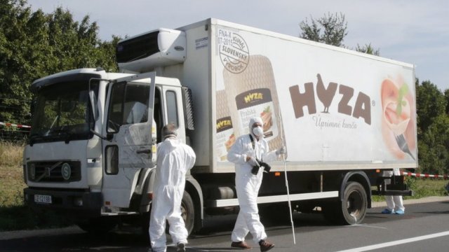 В бандата, изоставила на австрийска магистрала пълният с трупове камион, участваха няколко български граждани.