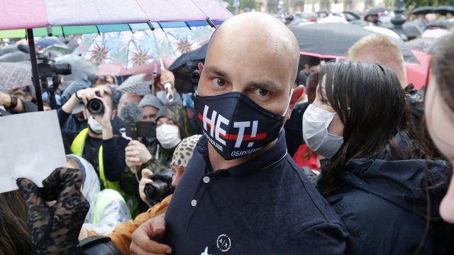 Андрей Пивоваров на протест в Москва срещу допитването за конституционните промени, юли 2020 г.