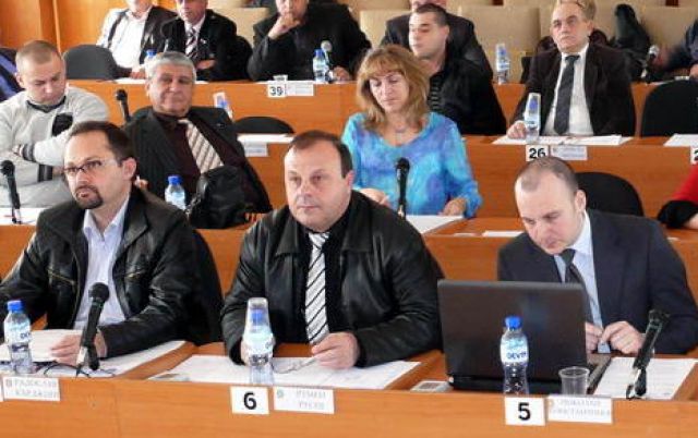 Радослав Кърджиев /на първия ред вляво/