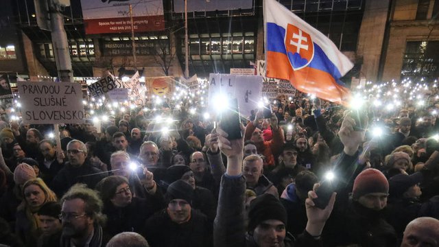 Протестите след убийството на журналиста Ян Куцяк и годеницата му Мартина Кушнирова бяха насочени и срещу ръководителя на специализираната прокуратура.