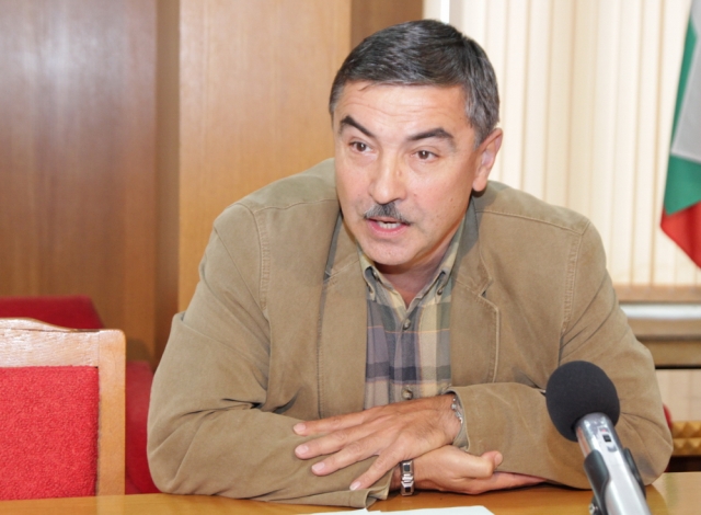 Даниел Даулов