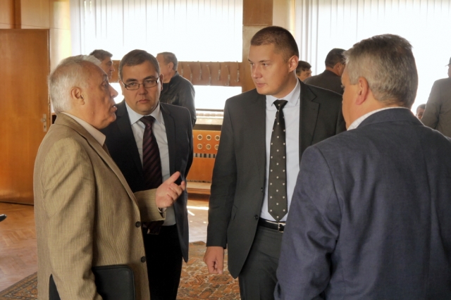 След консултации партиите се разбраха за заплатите на кметовете