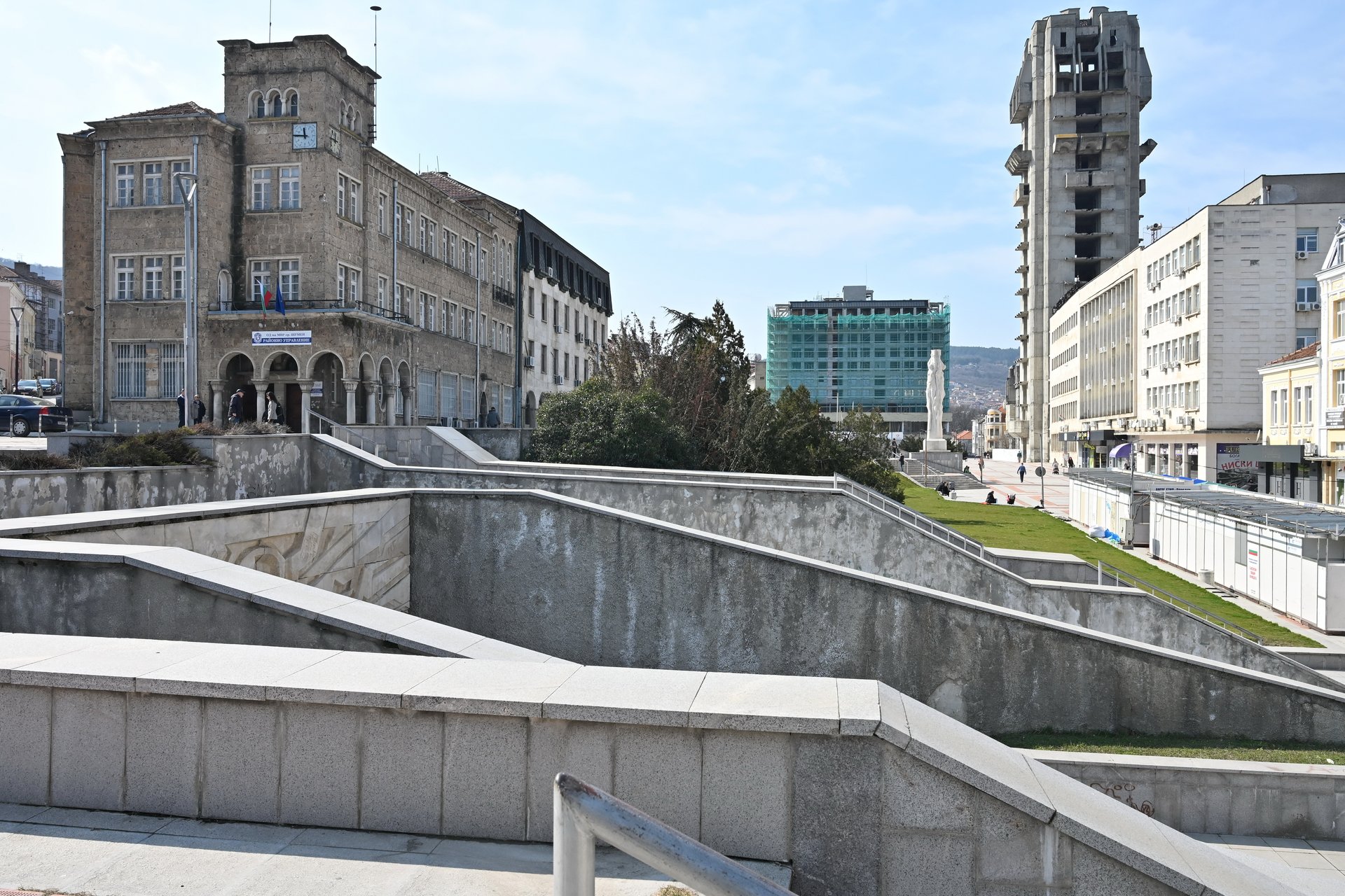 4 фирми искат да проектират подземната улица и паркинга под пл. „Освобождение“