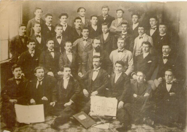 Снимка на хор ”Родни звуци” от 1901г., Снимка: НЧ "Добри Войников"