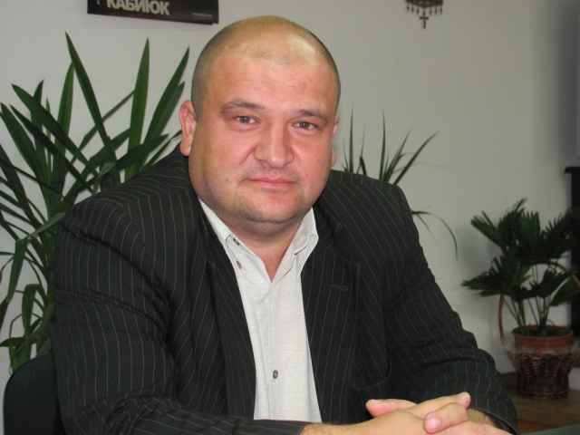 Левент Ахмедов