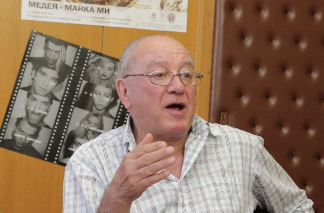 Илия Раев