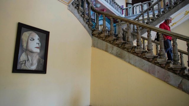 Портрет на Алисия Алонсо в Националното балетно училище в кубинската столица Хавана
