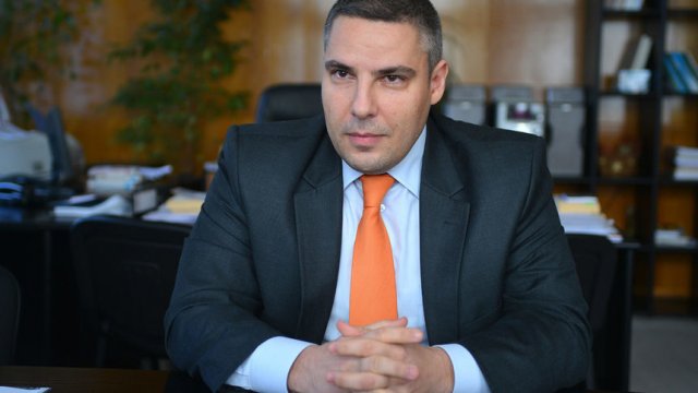 Съдия Методи Лалов поиска да си тръгне от Софийския районен съд считано от 2 септември, но заседанието по молбата му бе отложено за 9 септември. © Красимир Юскеселиев