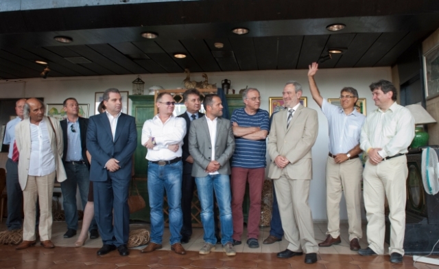 Гражданският съвет се състои от лица, дали съгласие да участват при формирането на политически решения на Реформаторския блок