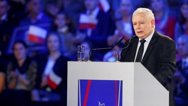 Полша и Фараж попариха надеждите на крайнодесните за съюз в европарламента