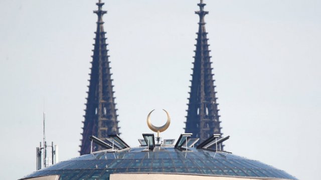 Сн. Ройтерс
