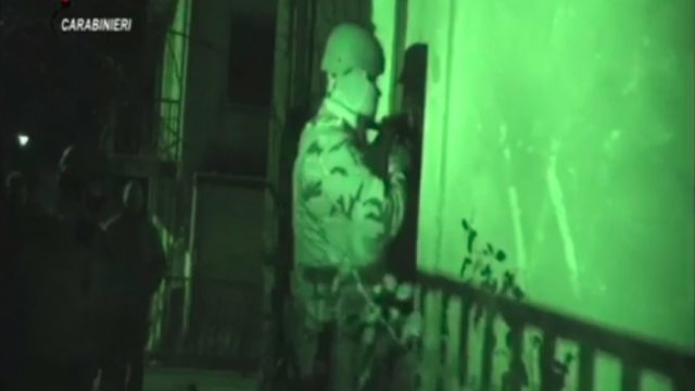 Стоп кадър от операцията в Италия.