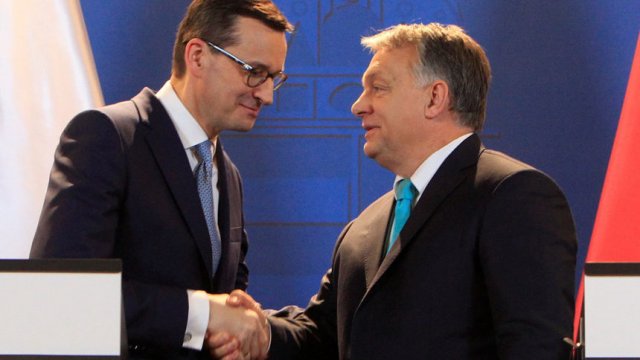 Матеуш Моравецки и Виктор Орбан