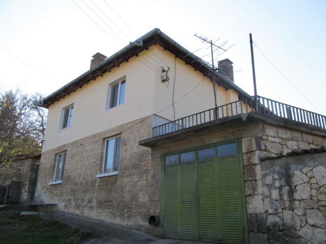 Къщата на Петров в с. Кошов