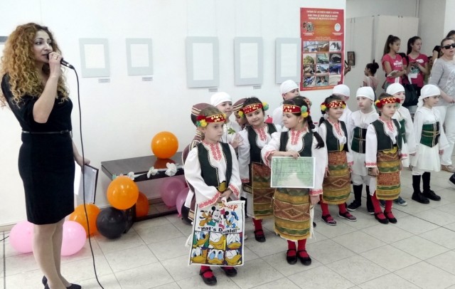 Малчуганите от ЦДГ “Конче Вихрогонче" предадоха 1510 кг хартия