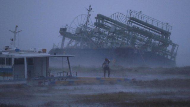 Сн. Ройтерс
