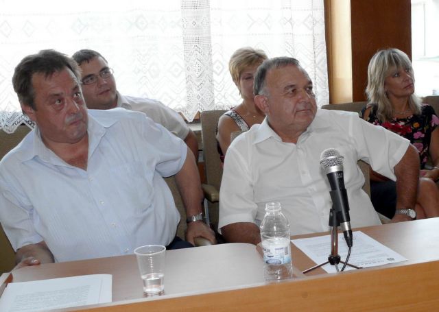 Митко Киров /вдясно/