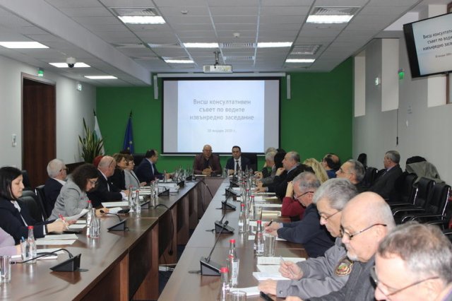В съвета са участвали представители на МРРБ, Министерството на енергетиката, "Язовири и каскади" ЕАД, "Напоителни системи" ЕАД и "Софийска вода" АД