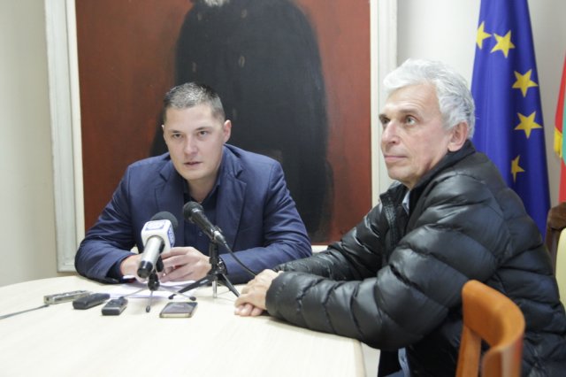 Веселин Пенчев и Тодор Тодоров от БСП