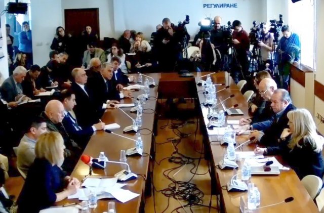 Заседанието на КЕВР бе излъчвано на живо на сайта на Комисията