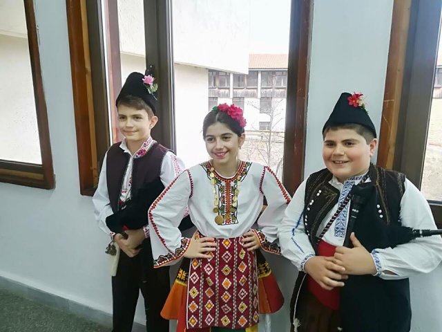 Снимки СУ "С. Доброплодни"