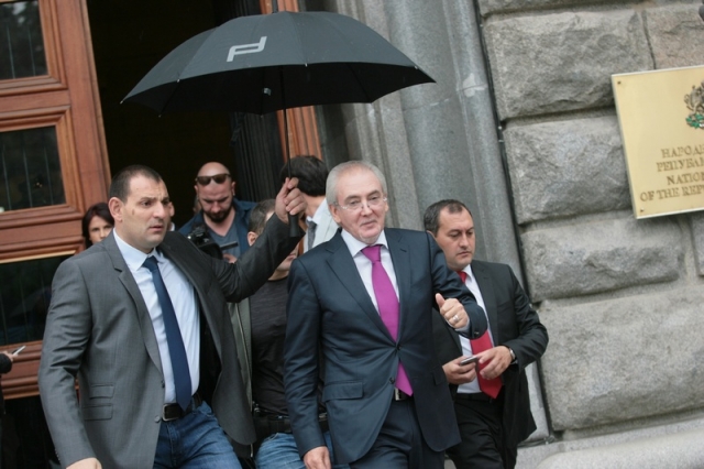 Лютви Местан в съда. Снимка БГНЕС