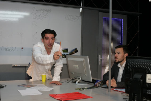 "Агенти" по Дейвид Мамет