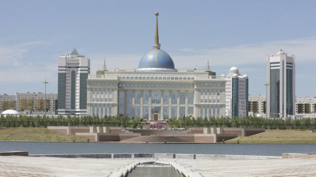 Президентският дворец в Астана. Снимка: Associated Press