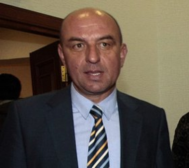 Юнал Тасим. Сн: БГНЕС