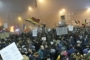 Протестите в Румъния продължават, освиркаха президента