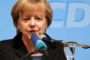 Меркел очаква още пет години криза