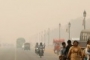 Мръсен въздух блокира Делхи, властите го сравниха с "газова камера"