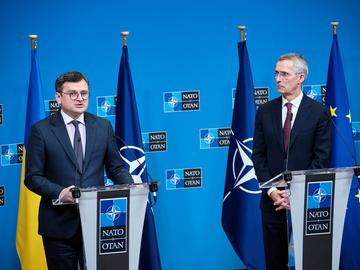 Кулеба призова държавите от НАТО да осигурят на Украйна повече системи "Пейтриът"