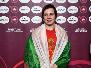 Юлияна Янева спечели бронз от европейското първенство по борба в Букурещ