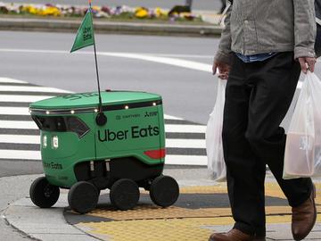 Роботи започват да доставят поръчки на "Юбър ийтс" в Токио