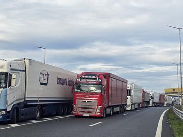 Гръцките фермери пак затвориха граничните пунктове с България