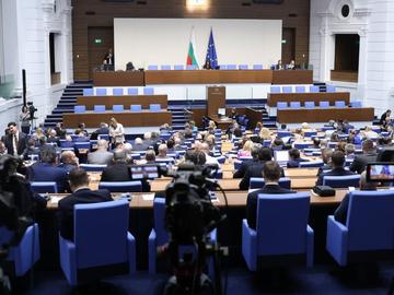 Защо има Група за приятелство с Русия в НС? Наталия Киселова: Не сме им обявили война