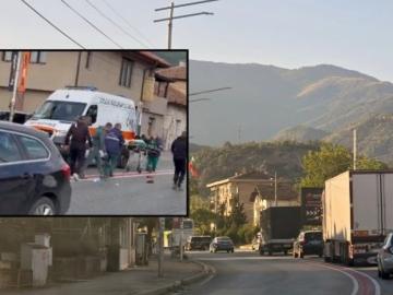 Смъртоносна катастрофа затвори Е-79 в Кресна, образува се километрична тапа